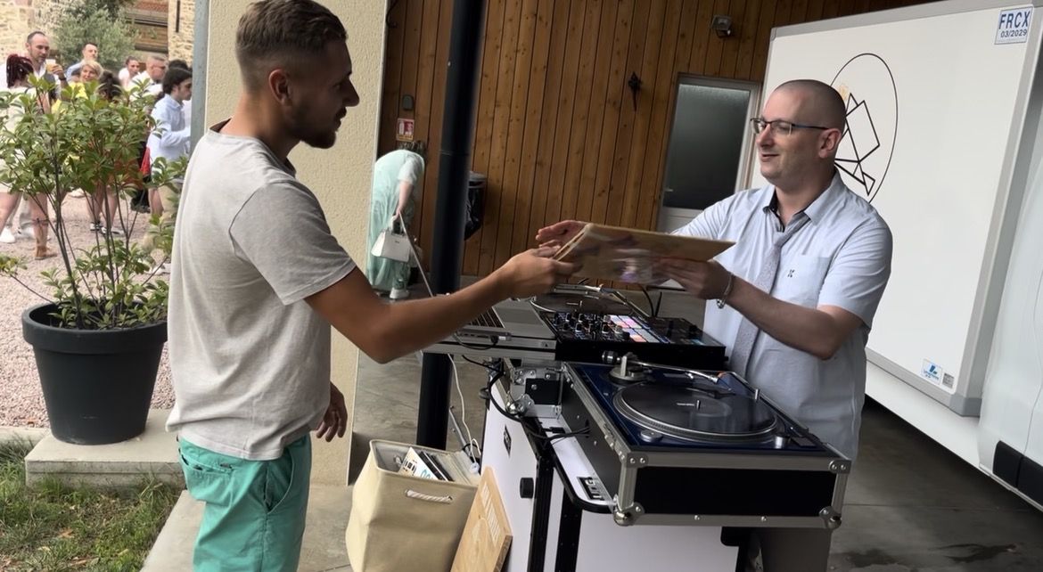Bar à vinyles